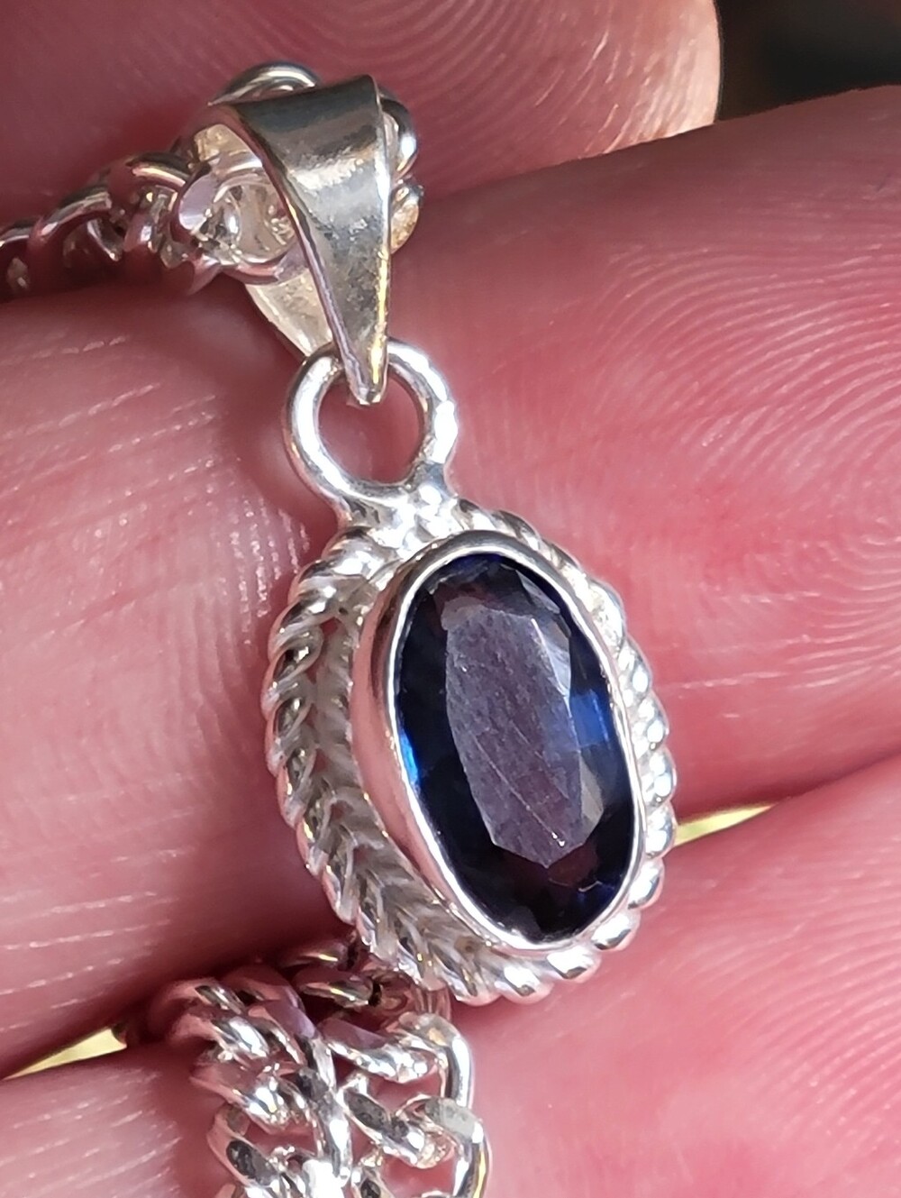 4.70ct Oval Sapphire Pendant Necklace Sterling Silver